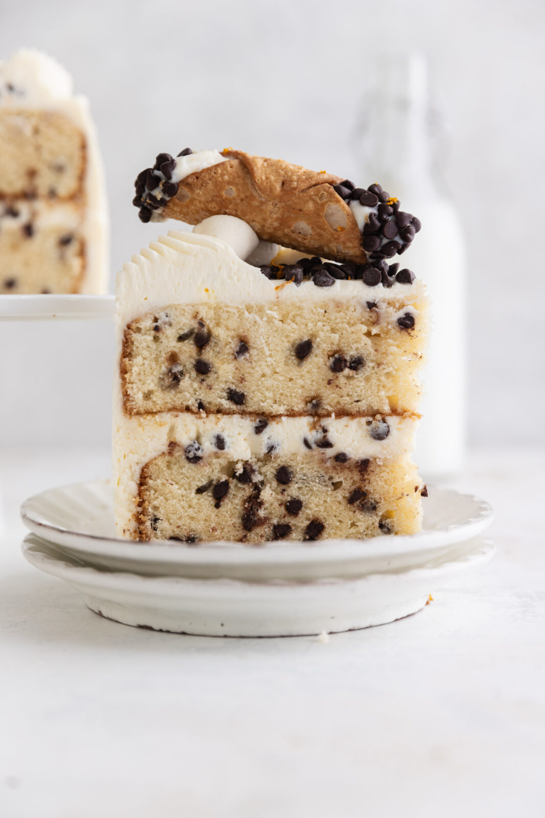 cannoli cake with cannoli filling