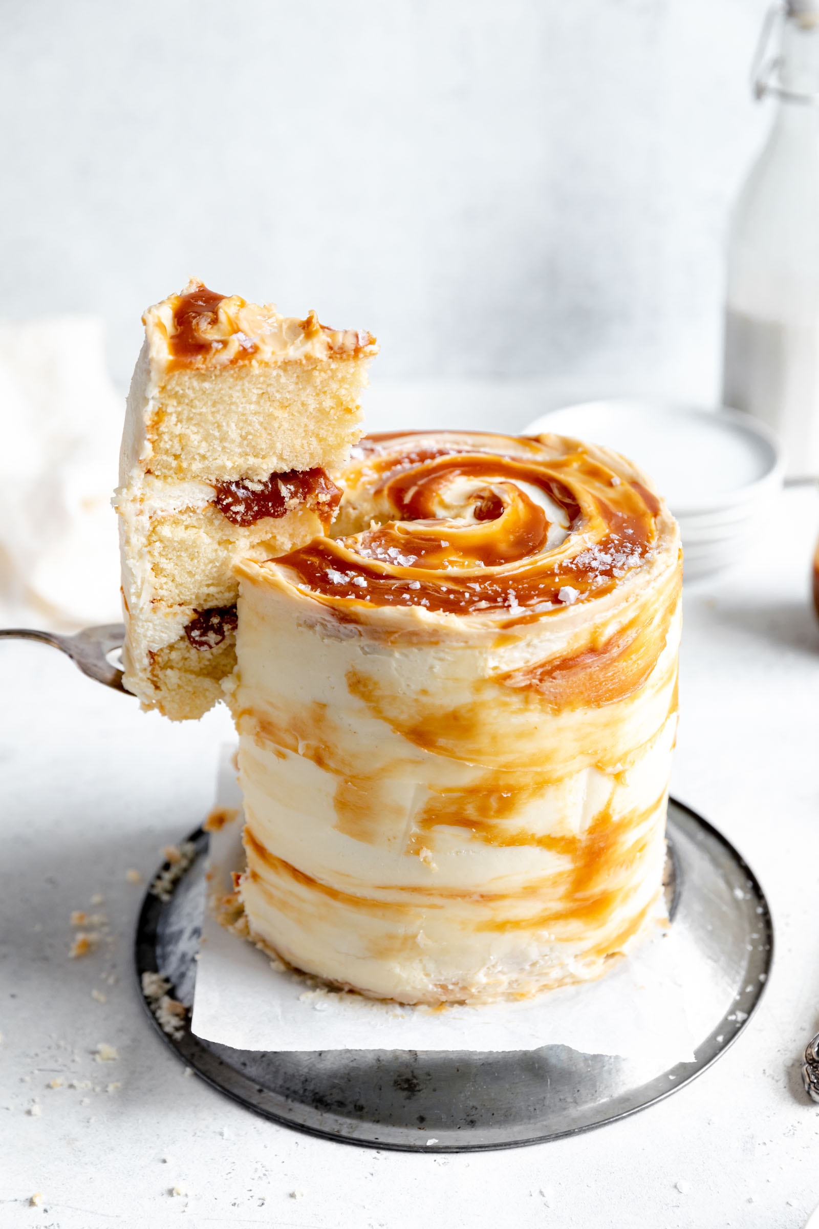 caramel cake slice